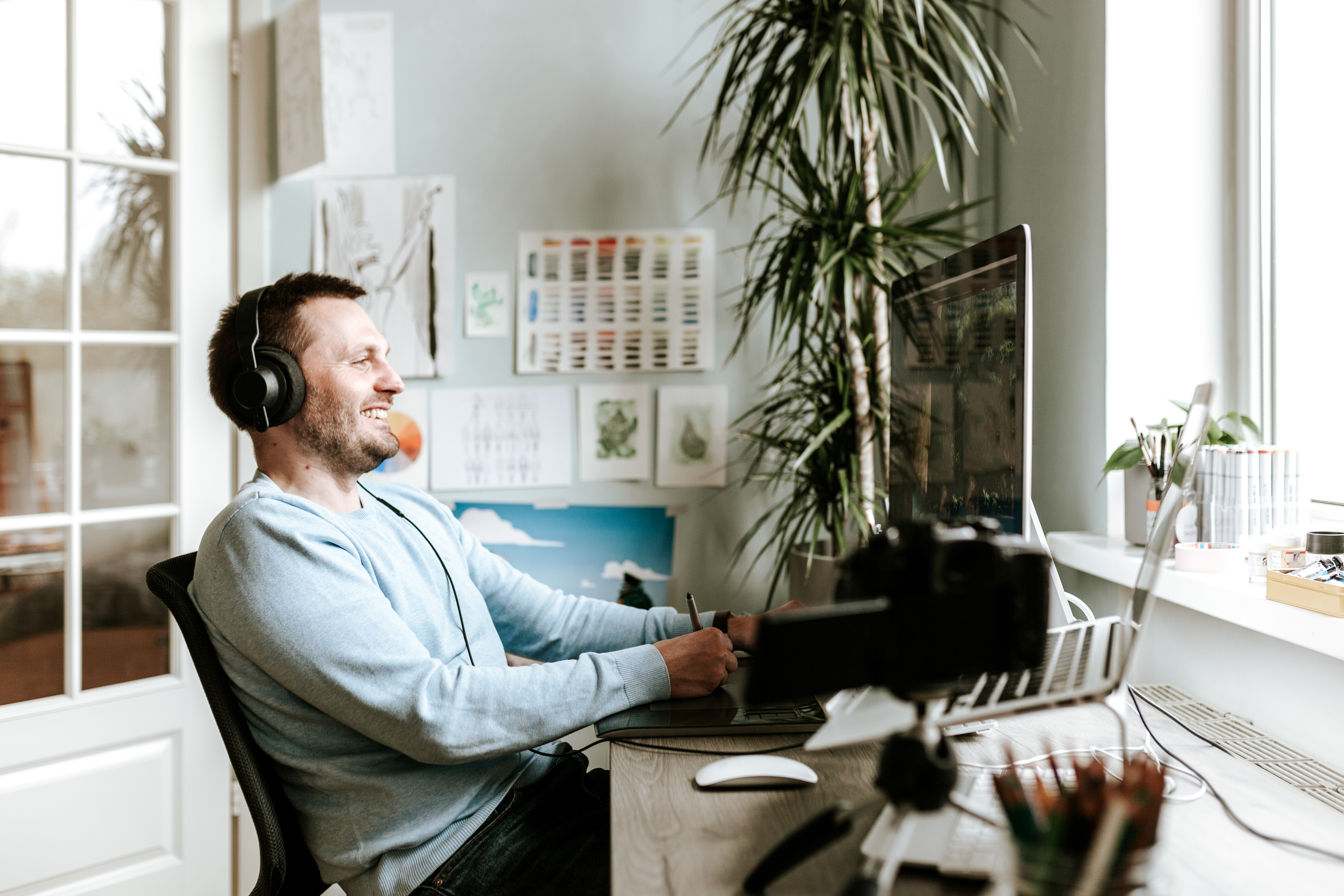 digital artist working at his home studio/office 